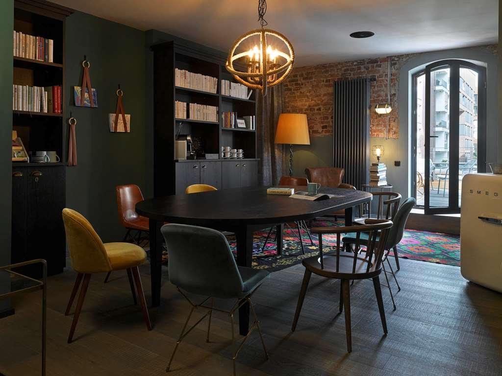 25Hours Hotel Altes Hafenamt Хамбург Съоръжения снимка