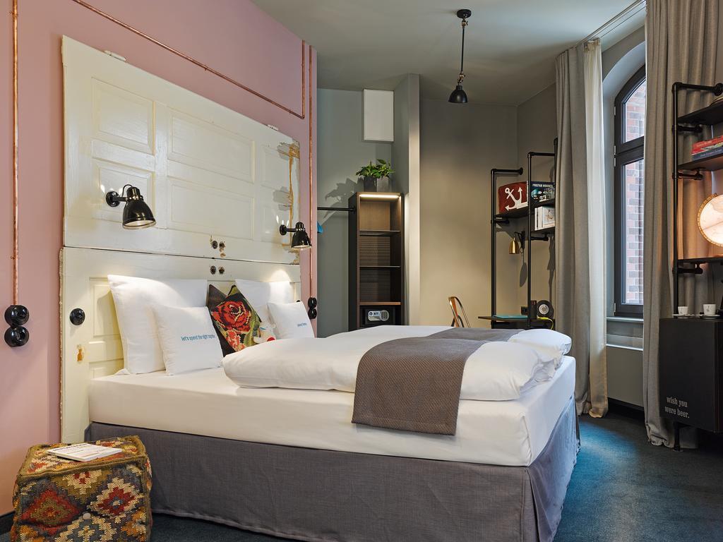 25Hours Hotel Altes Hafenamt Хамбург Екстериор снимка