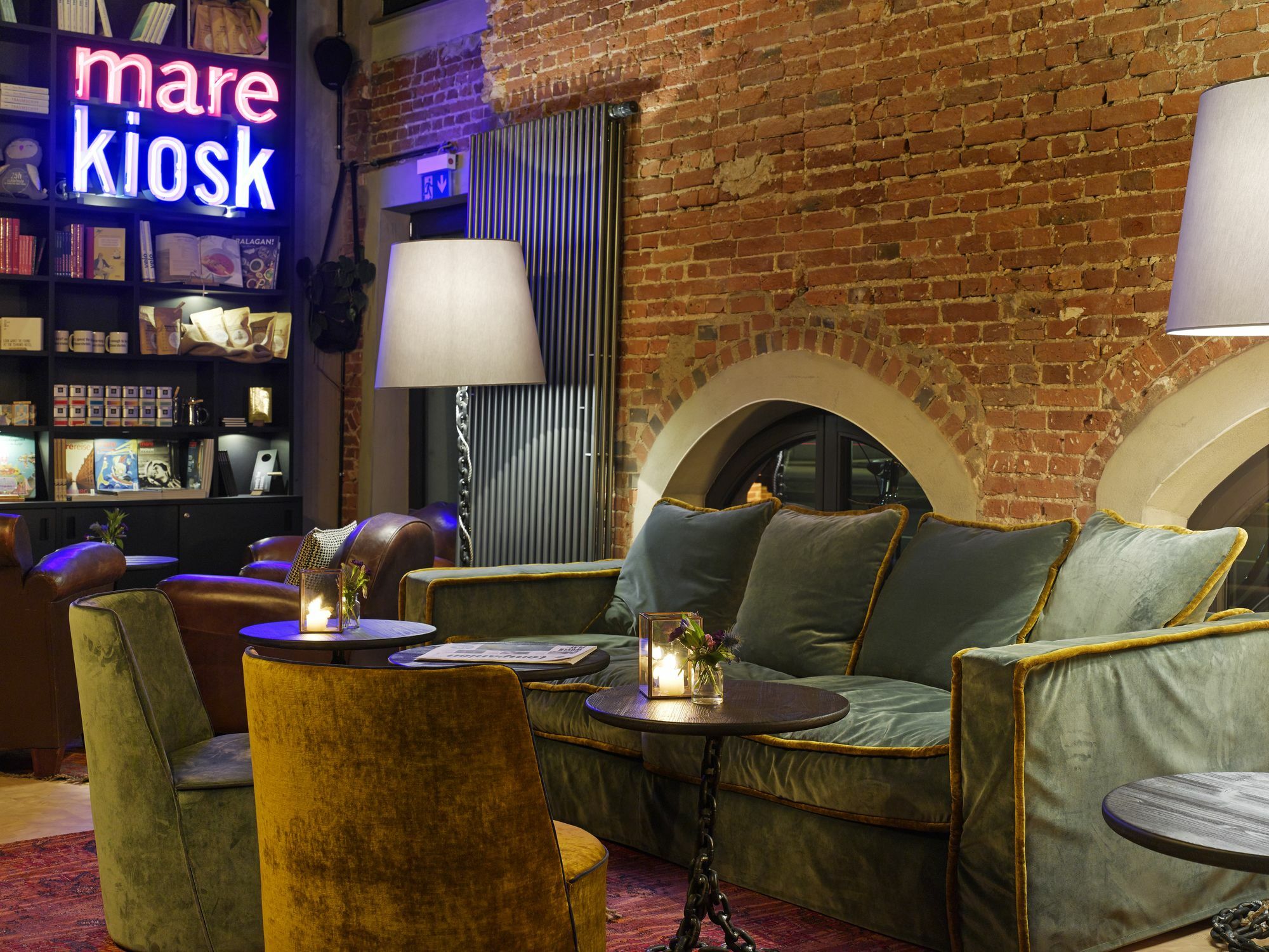 25Hours Hotel Altes Hafenamt Хамбург Екстериор снимка